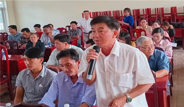 Đối thoại giữa người đứng đầu cấp ủy Đảng, chính quyền với đoàn viên, hội viên và nhân dân xã Phong Đông